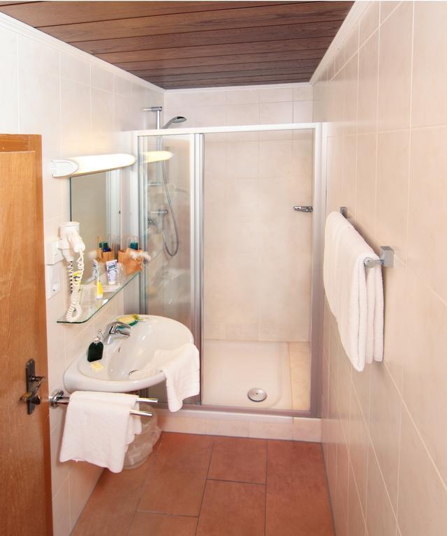 Apartmenthaus Gotthardt คาพรูน ภายนอก รูปภาพ