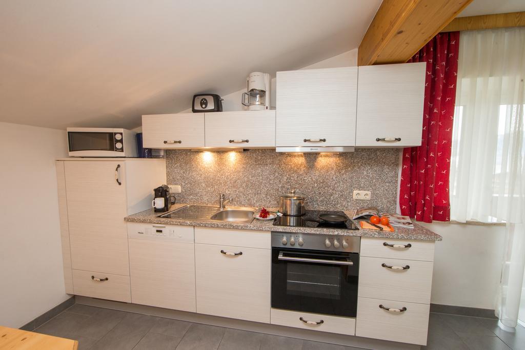 Apartmenthaus Gotthardt คาพรูน ภายนอก รูปภาพ